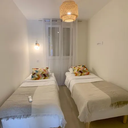 Villaine Terrasse Et Parking *
