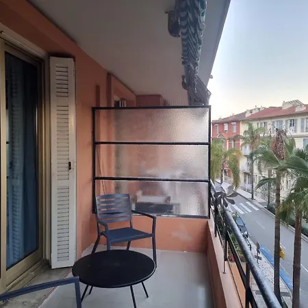 Villaine Terrasse Et Parking Apartment *